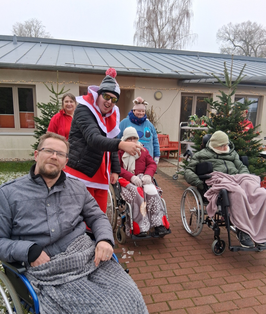 Screenshot_20251127_183930_Gallery